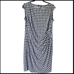 CHAPS NAVY AND WHITE DRESS WITH SIDE RUCHING XL. NWOT